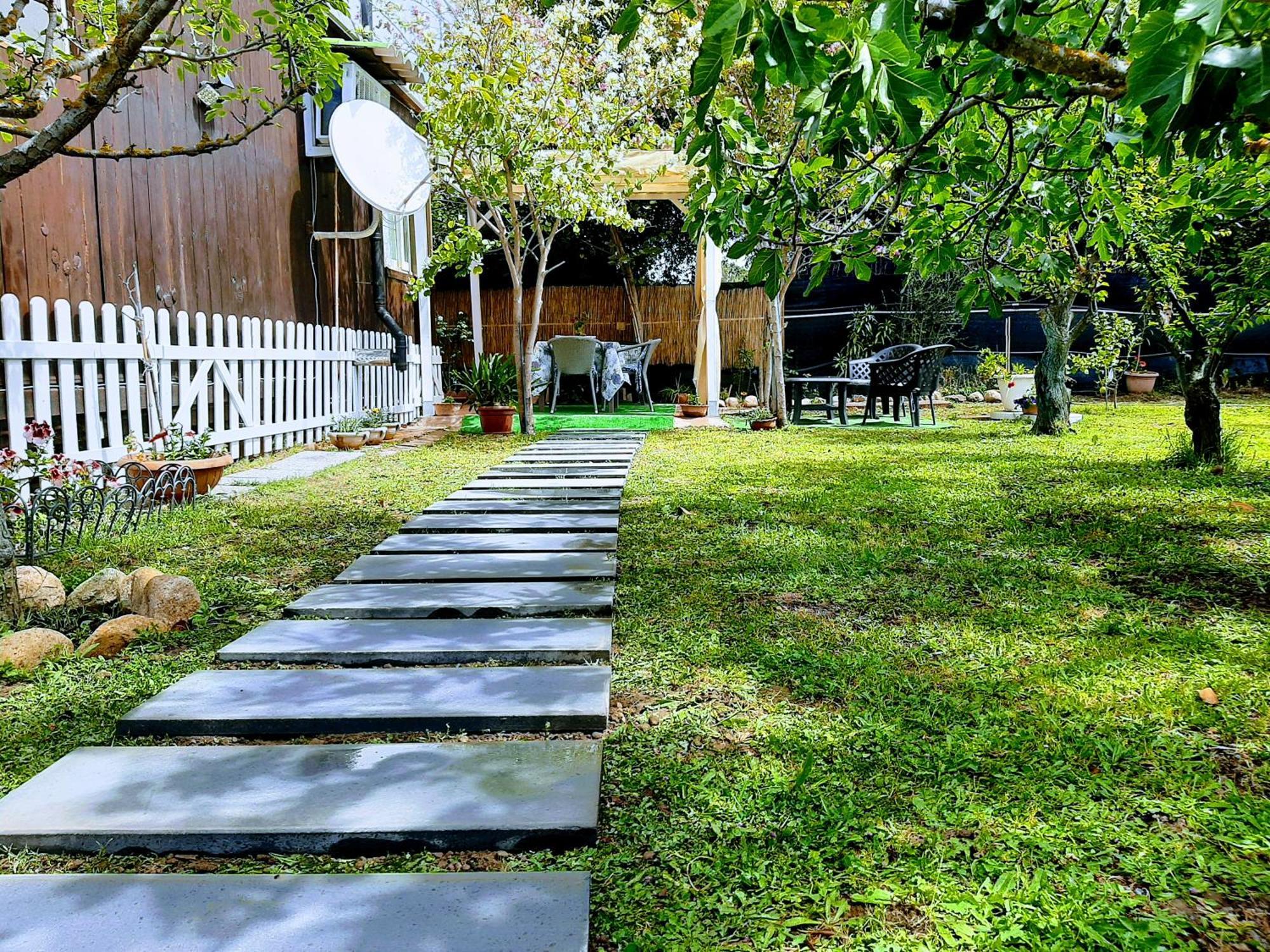 Tom E Jerry Bed & Breakfast ดอมุสเดมาเรีย ภายนอก รูปภาพ